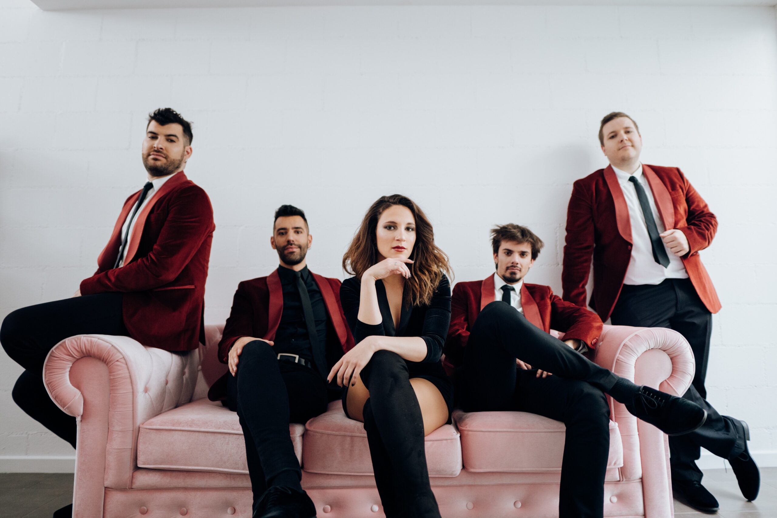 Mrs.-Glow-5-piece-1